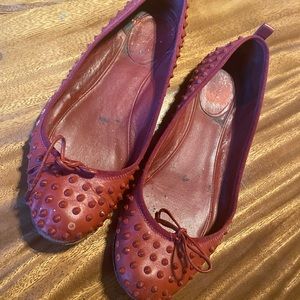Red Gucci ballerina flats- a designer fixer upper